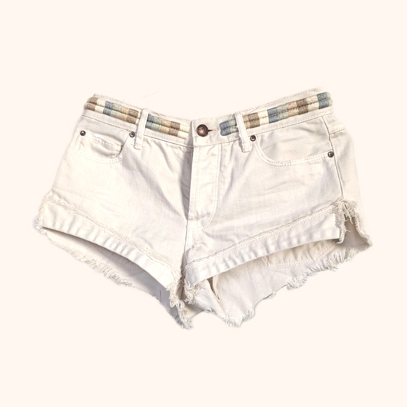 Free People Distressed Thread Trim Midrise Short Shorts Cream Natural- sz 24 - Picture 2 of 8
